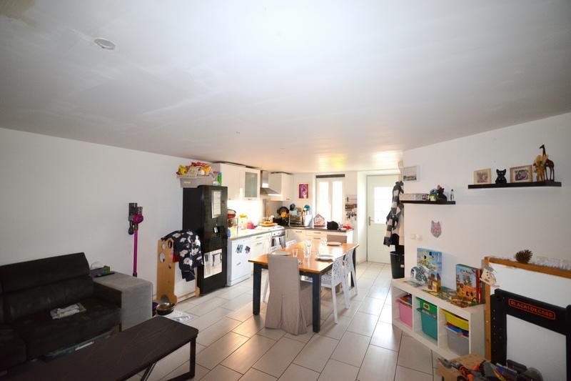 Maison - 151 m² - 7 pièces