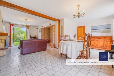 Maison - 137 m² - 7 pièces