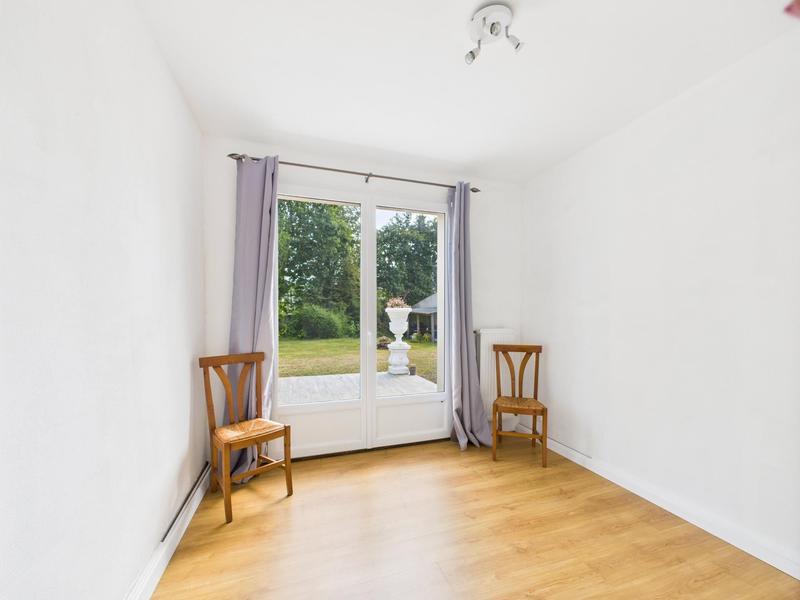 Maison - 180 m² - 6 pièces