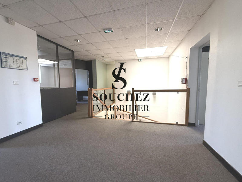 Bureau - 500 m² - 25 pièces