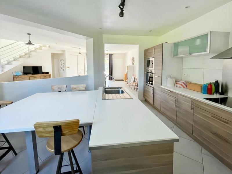 Maison - 146 m² - 5 pièces