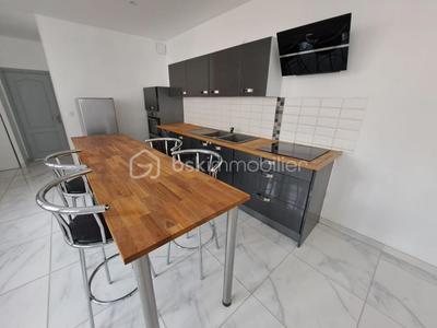 Appartement - 64 m² - 3 pièces