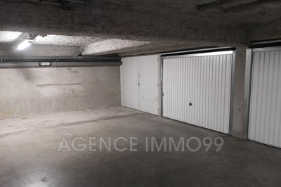 Parking / Garage - 13 m²
