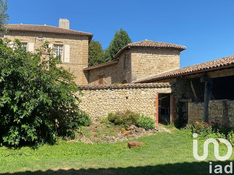 Maison - 513 m² - 15 pièces