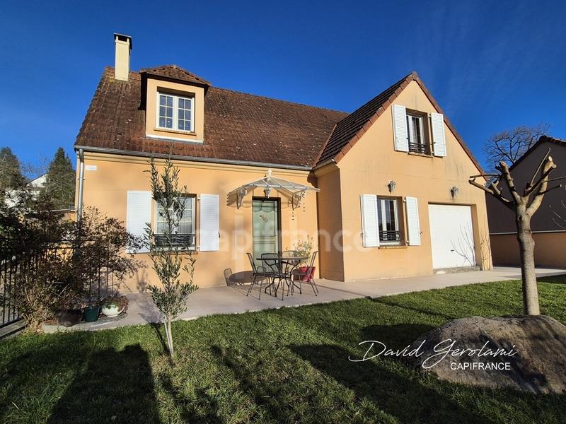 Maison - 150 m² - 5 pièces