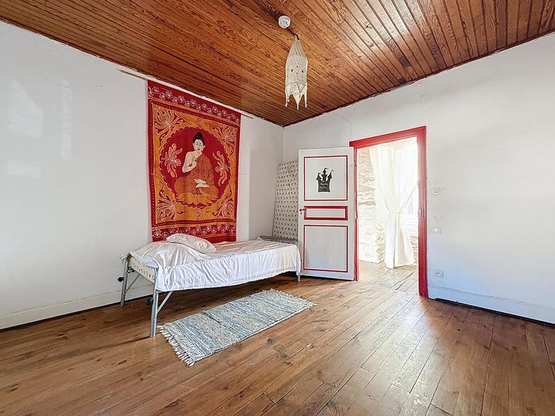 Maison ancienne - 302 m² - 12 pièces