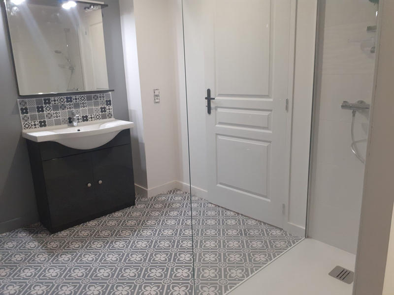 Maison - 280 m² - 8 pièces