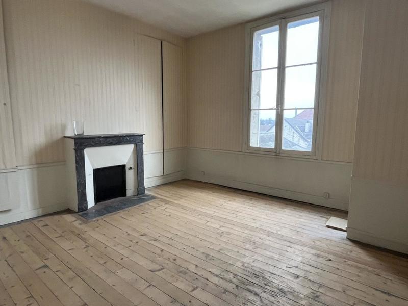 Maison - 143 m² - 7 pièces