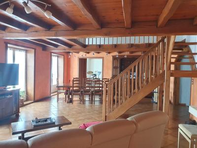 Maison - 197 m² - 5 pièces