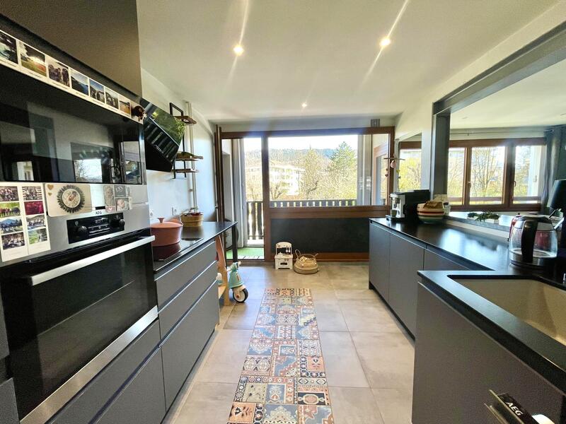 Appartement - 105 m² - 4 pièces