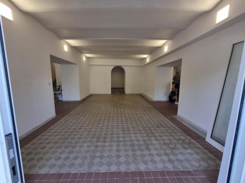 Bureau - 400 m² - 6 pièces