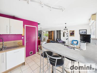 Maison - 96 m² - 5 pièces