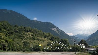 Maison - 240 m² - 8 pièces