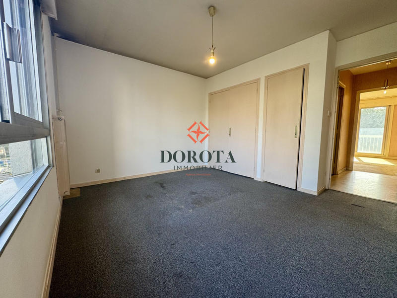 Appartement - 85 m² - 3 pièces