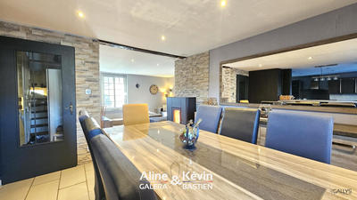 Maison - 102 m² - 4 pièces