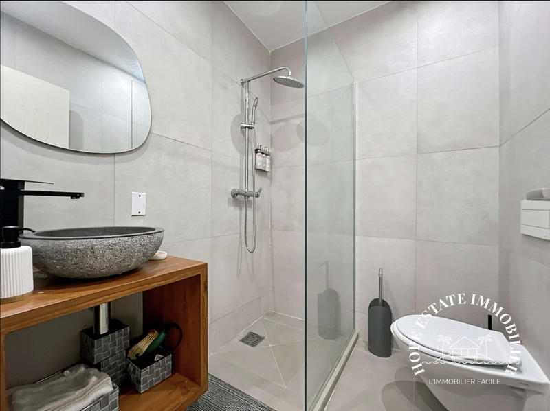 Villa - 1 100 m² - 25 pièces