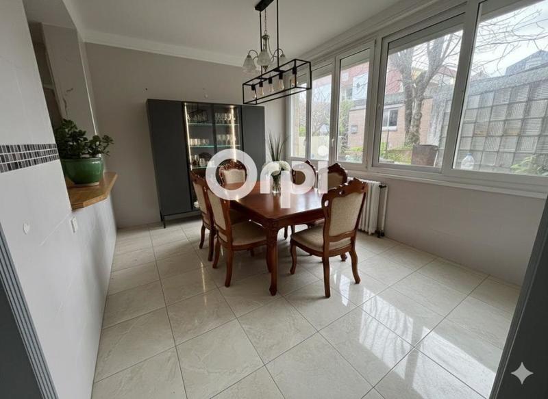 Maison - 177 m² - 5 pièces