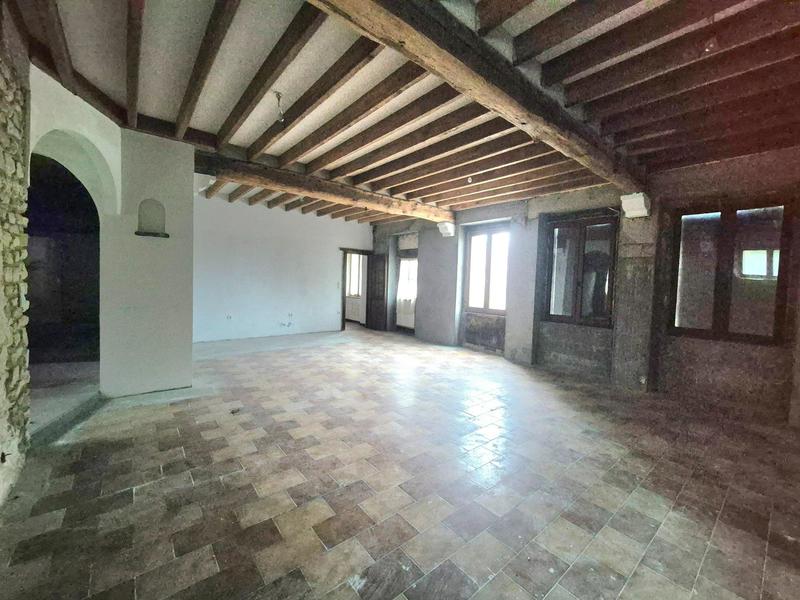 Maison - 185 m² - 6 pièces