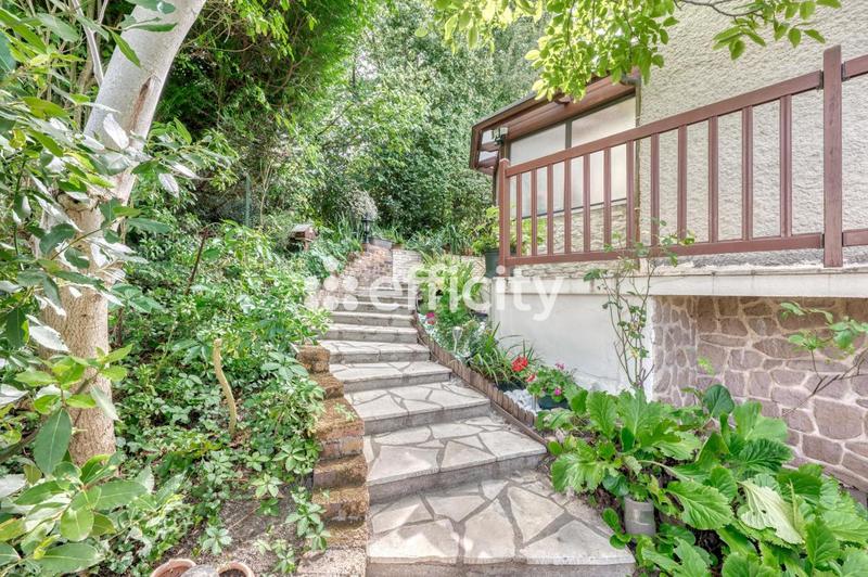 Maison - 114 m² - 5 pièces