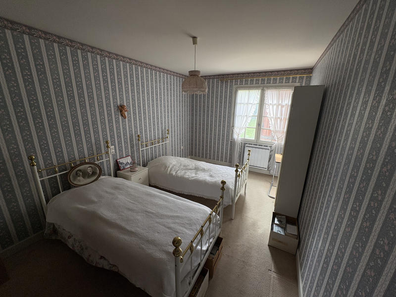 Maison - 200 m² - 6 pièces