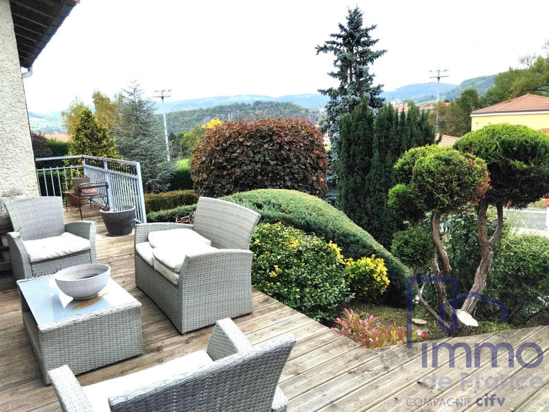 Villa - 168 m² - 5 pièces