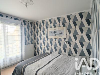 Maison - 158 m² - 8 pièces