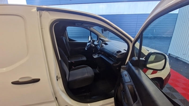 Peugeot Partner Long 950 Kg Bluehdi 130 Ss Eat8 Asphalt