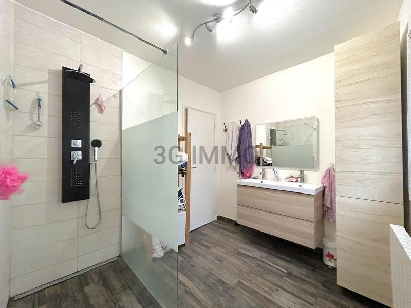 Maison - 120 m² - 6 pièces