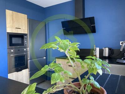 Maison - 97 m² - 4 pièces