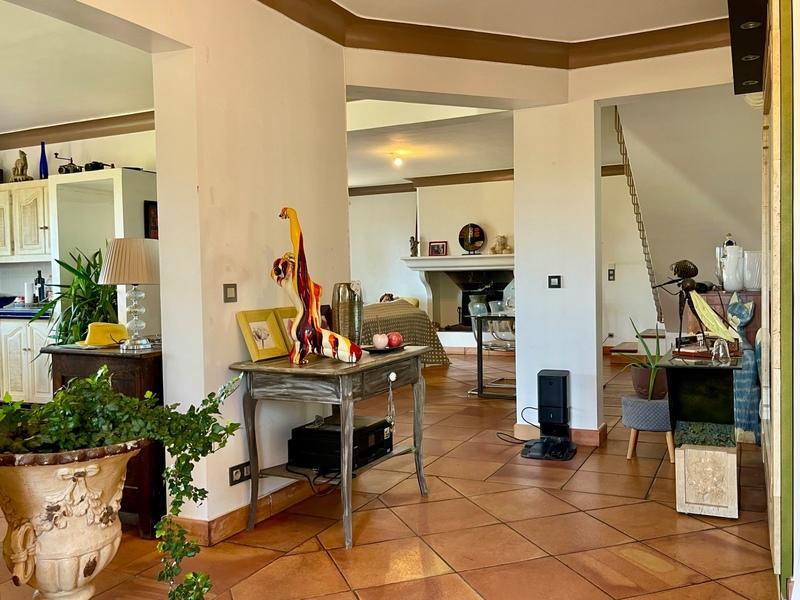 Maison - 150 m² - 8 pièces