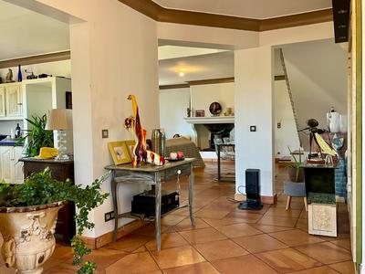 Maison - 150 m² - 8 pièces