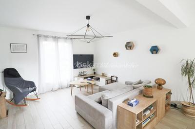 Maison - 98 m² - 6 pièces