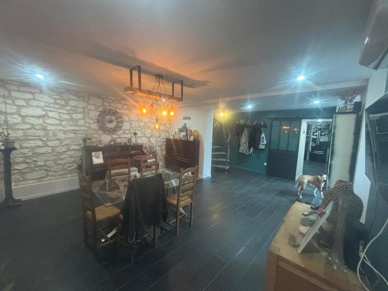 Maison - 150 m² - 7 pièces