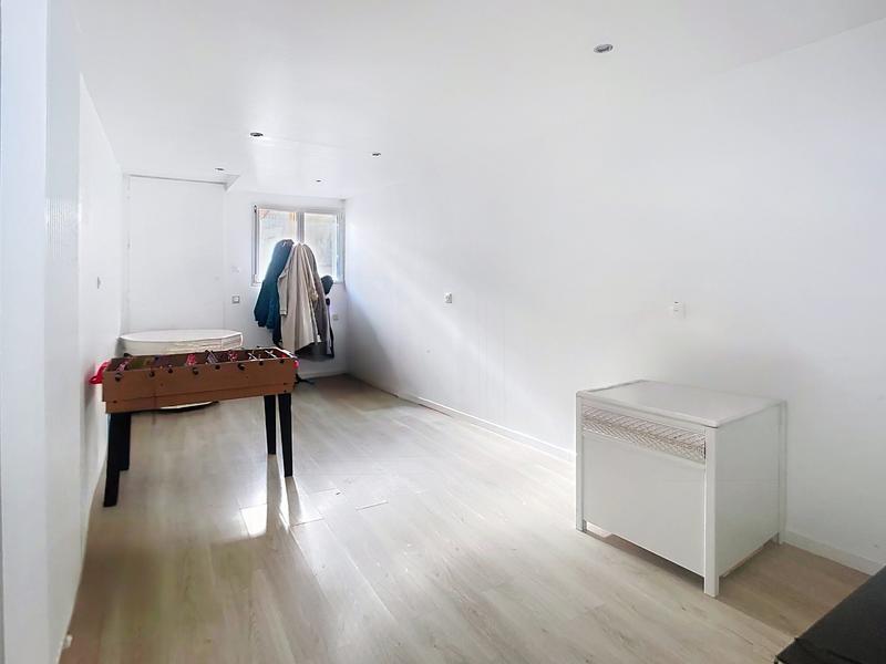 Maison - 174 m² - 8 pièces