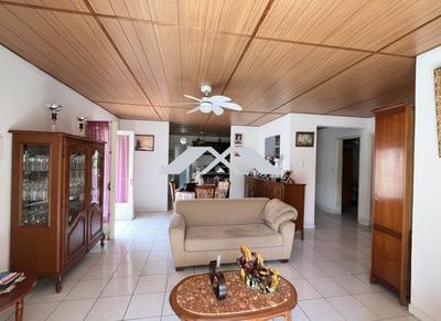 Maison - 122 m² - 4 pièces