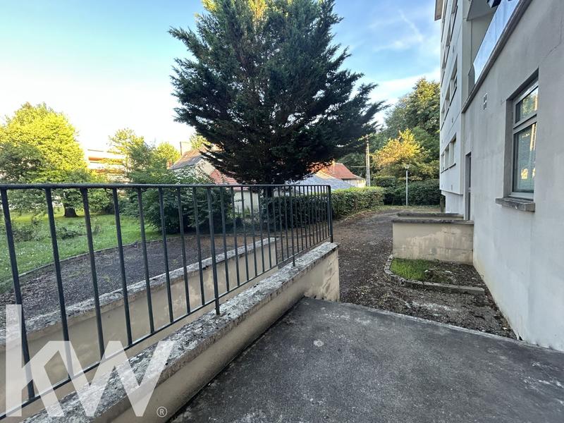 Fonds de commerce - Magasins - 37 m²