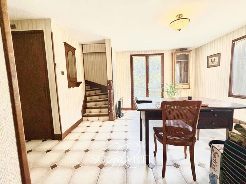 Maison - 170 m² - 6 pièces