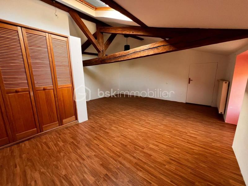 Maison en pierre - 207 m² - 6 pièces