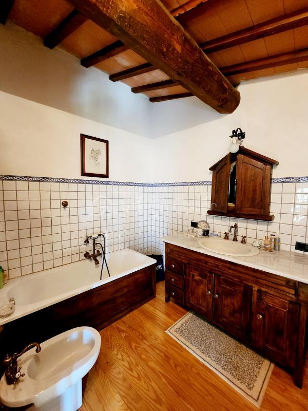 Mas - 180 m² - 5 pièces