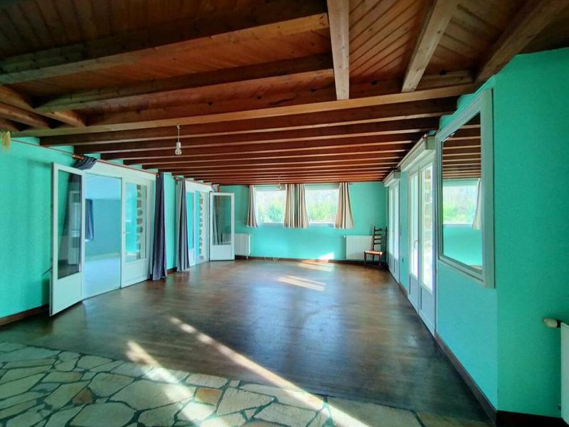 Chaumière - 178 m² - 7 pièces