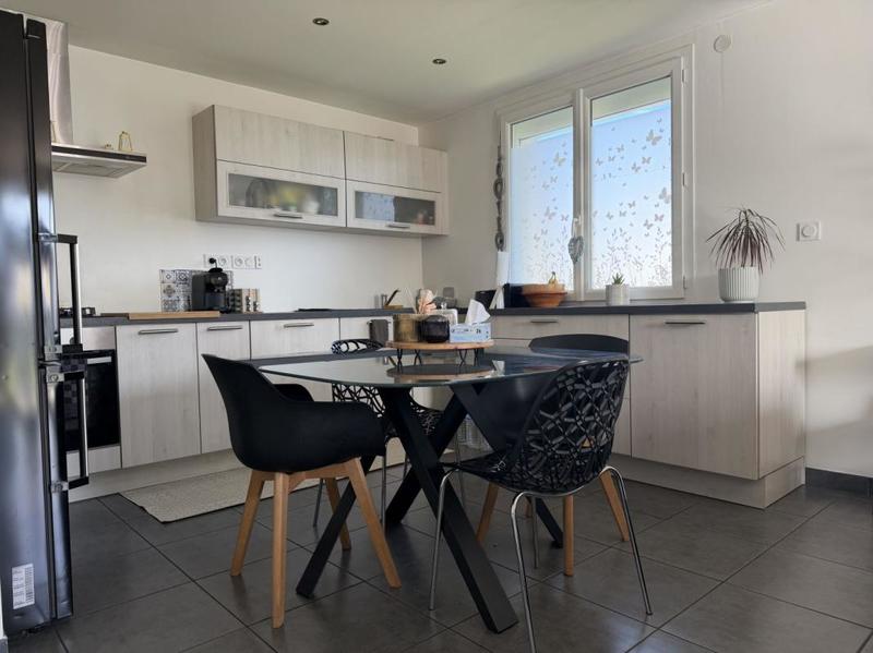 Maison - 88 m² - 4 pièces