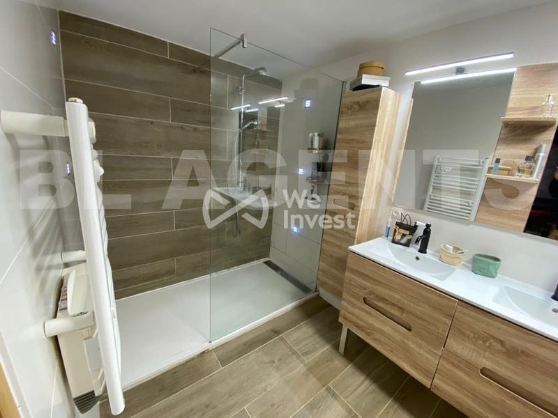 Maison - 170 m² - 6 pièces