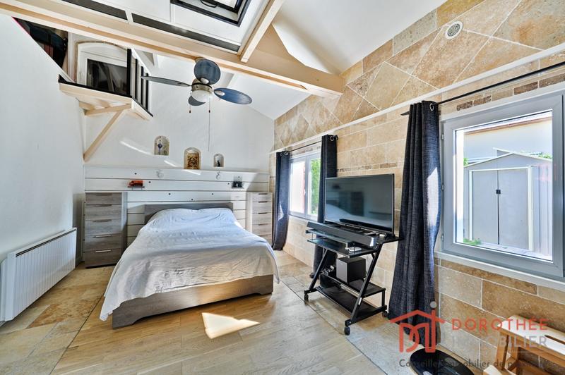 Maison - 77 m² - 3 pièces