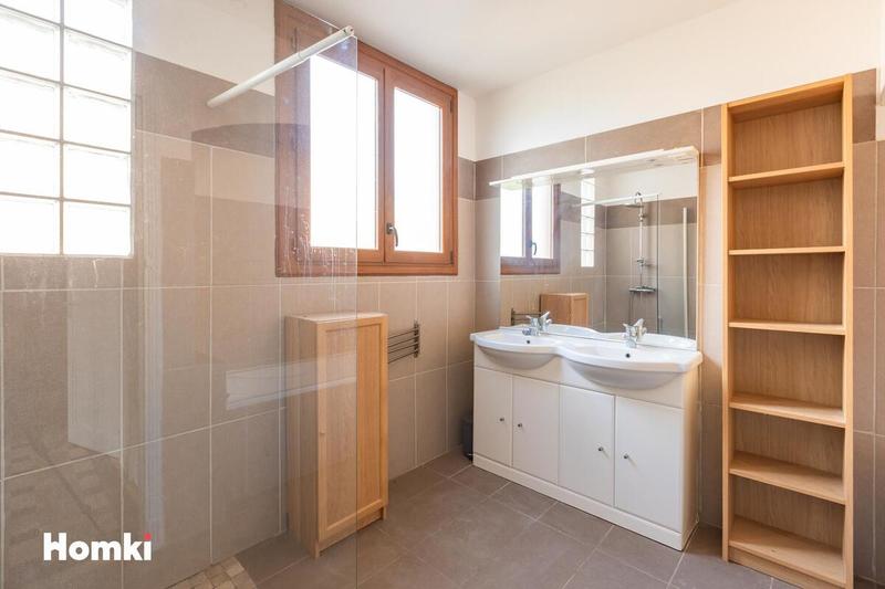 Maison - 192 m² - 8 pièces