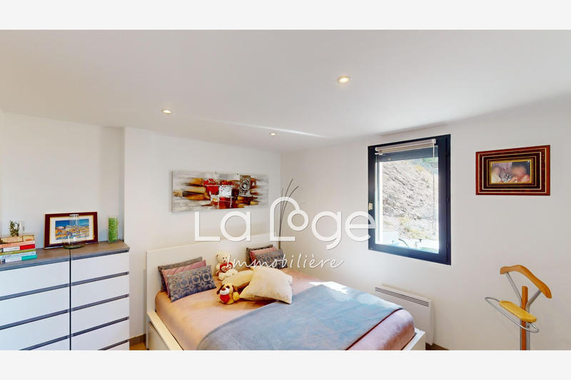 Demeure - 178 m² - 6 pièces