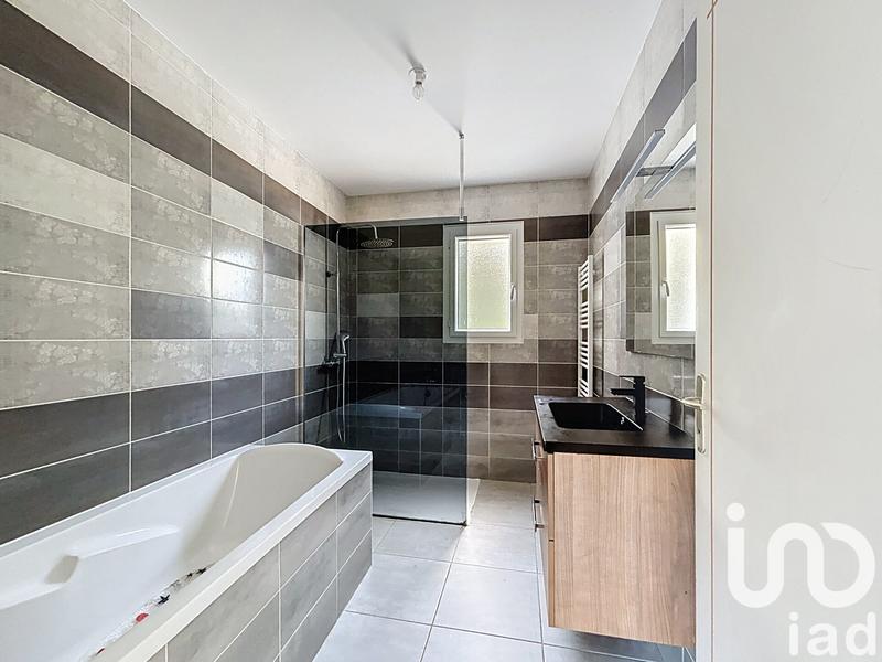 Maison - 124 m² - 5 pièces