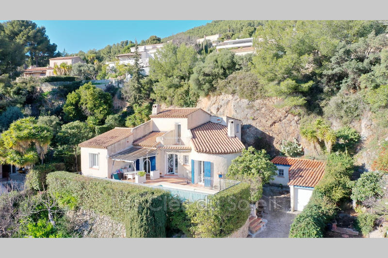Villa - 137 m² - 6 pièces