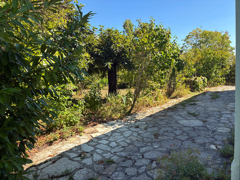 Maison - 218 m² - 6 pièces