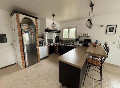 Maison - 144 m² - 7 pièces