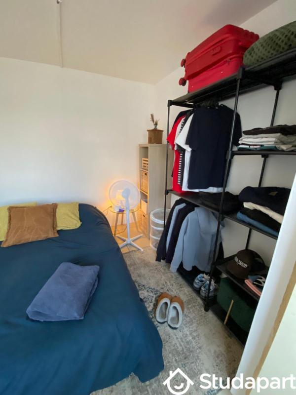 Chambre - 10 m² - 1 pièce